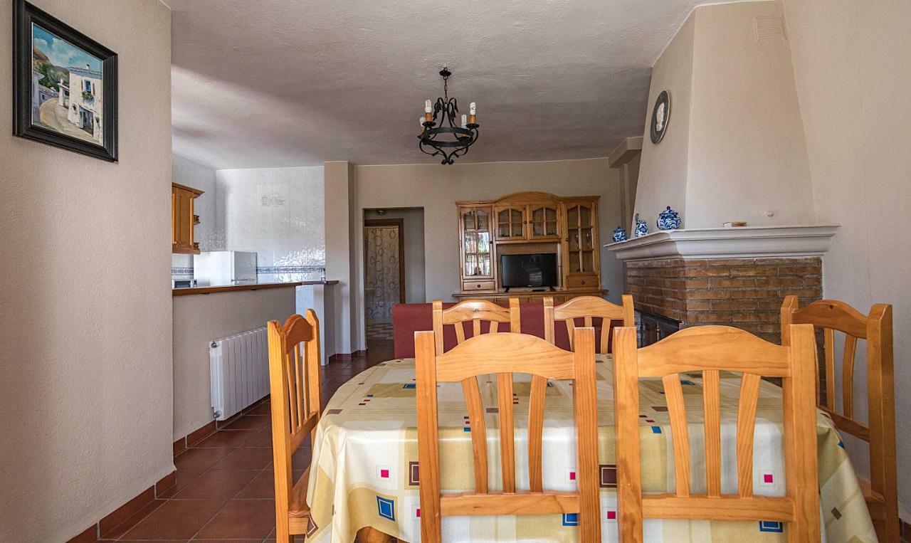 Apartamentos Rurales Las Chimeneas Capileira Bagian luar foto